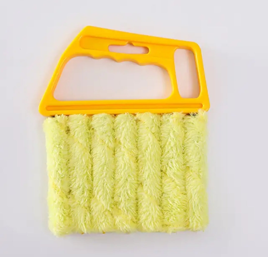 Monikäyttöinen pp-puhdistusharja kaihtimille ja ilmastointiaukoille